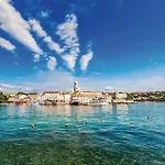 Stunning In Krk With Wifi